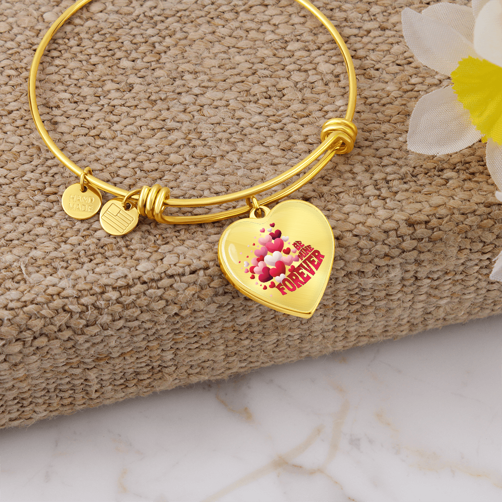 "Be Mine Forever" – Luxury Heart Bangle