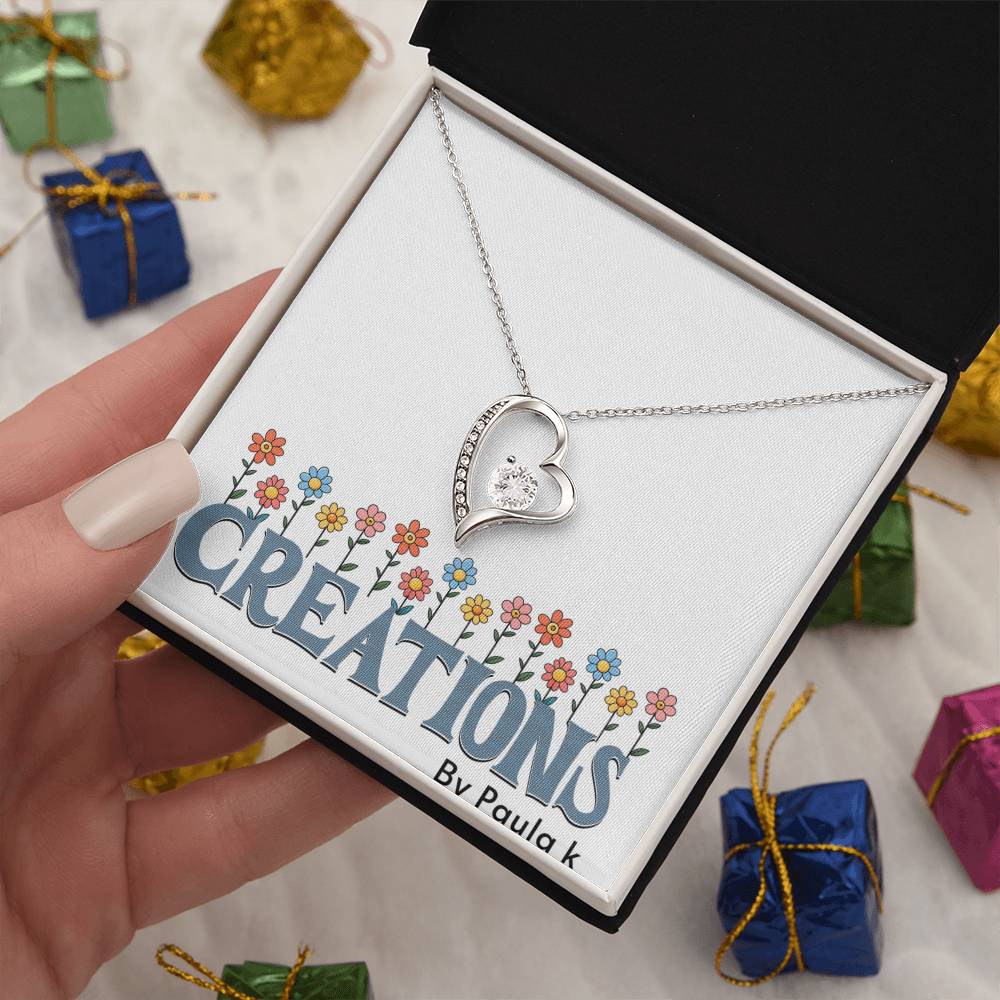 Gorgeous Heart-Shaped Pendant Necklace – Available in Multiple Finishes